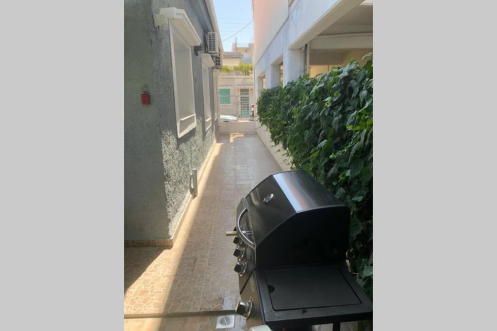 Ανακαινισμενη Μονοκατοικια 125 Τμ Στο Κεντρο Με Κηπο Villa Mesolóngion Dış mekan fotoğraf